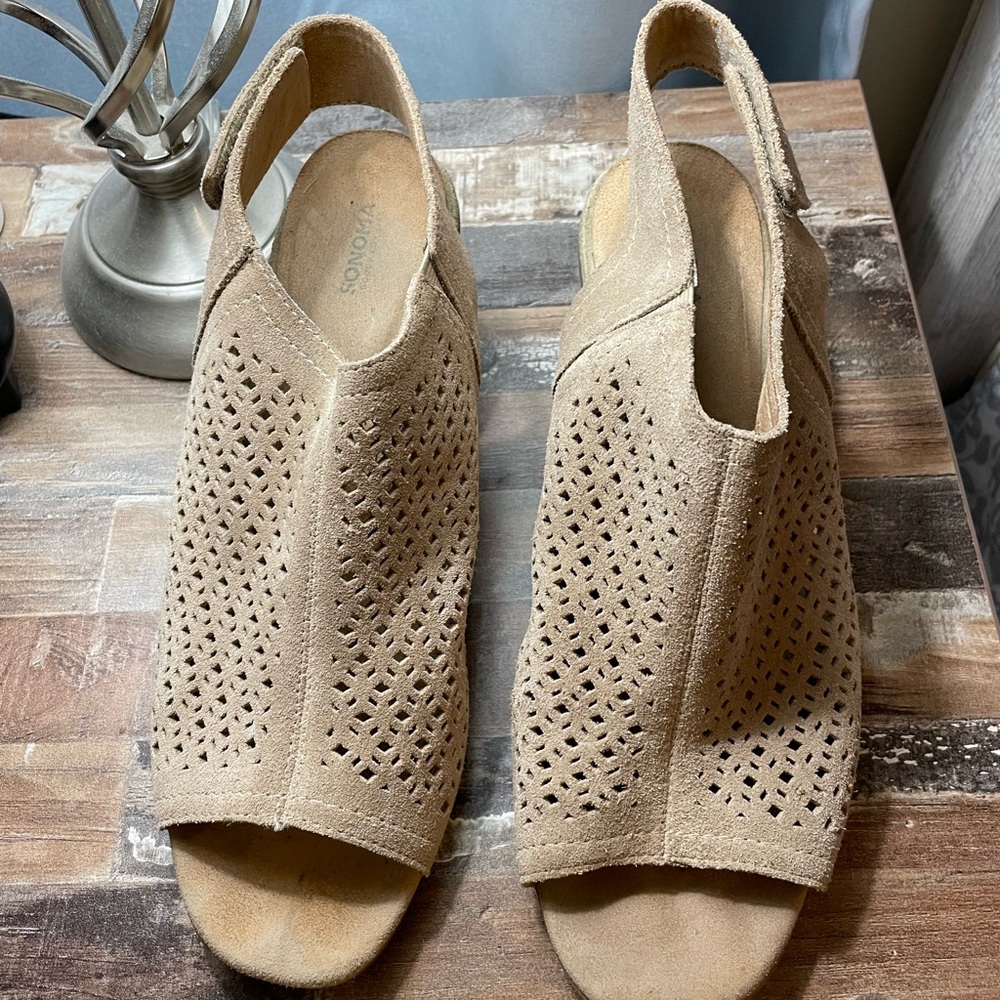Women's Tan Suede Slingback Sandals